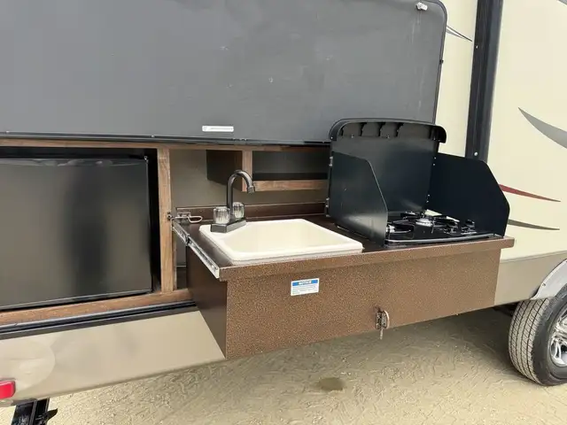 2017 Cruiser RV Fun Finder Xtreme Lite 28QD in Travel Trailers & Campers in St. Albert - Image 18