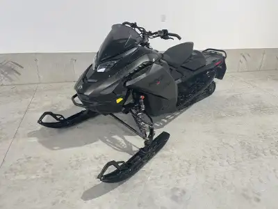 2024 SKI-DOO MXZ XRS 850 E-TEC SNOWMOBILE STOCK #A113898 2885 MILES ROTAX 850 E-TEC ENGINE 15x129 IN...
