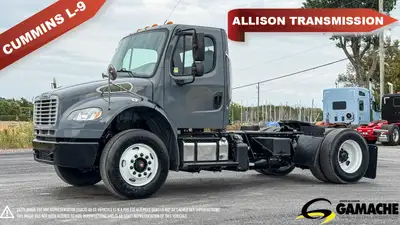 Heavy truck / Camion lourd - # STOCK: C-36972 2014 FREIGHTLINER M2 106 CAMION DE VILLE 2014 FREIGHTL...