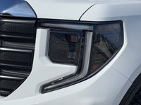 5.3L V8 engine for powerful performance | 4x4 drive system ideal for Canadian conditions | Advanced... (image 8)