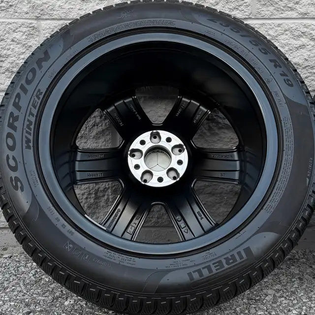 (97%) 4x GLC 43 AMG 19" OEM RunFlat Winter Wheels Package in Tires & Rims in City of Toronto - Image 7