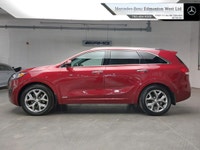 TOP TRIM! LOW KILOMETERS! Premium Black Leather | Panoramic Sunroof | Smartphone Integration | 10 Sp... (image 2)