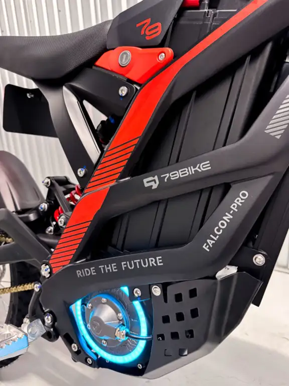 2025 79Bike Falcon Pro Electric Dirt Bike Kenshi Black in Street, Cruisers & Choppers in Strathcona County - Image 8