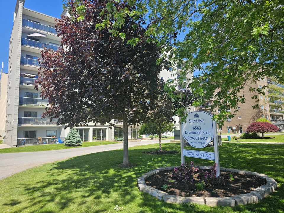 Victoria Park Tower and Imperial Tower Apartments - 2 Bedroom Ap 4