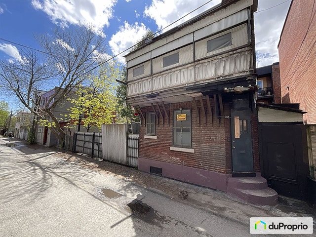 $238,500 - 2 Storey in Villeray / St-Michel / Parc-Extension — photo 1