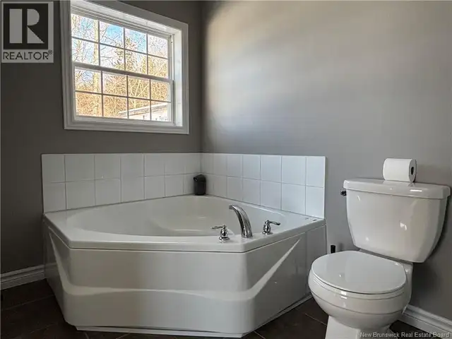 4506 Hwy 102 Upper Kingsclear, New Brunswick in Houses for Sale in Fredericton - Image 18