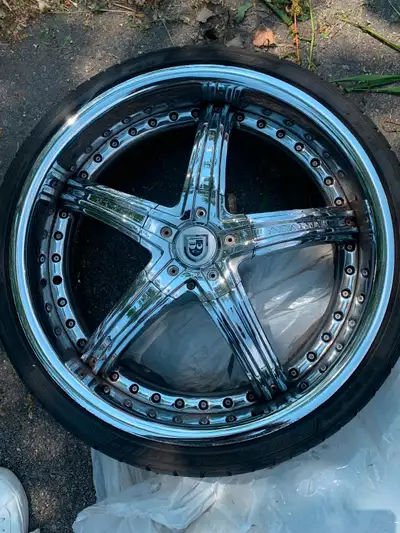 Rims and Tires for sale, Lexani rims, only month, good conditions, asking $2500 or obo.