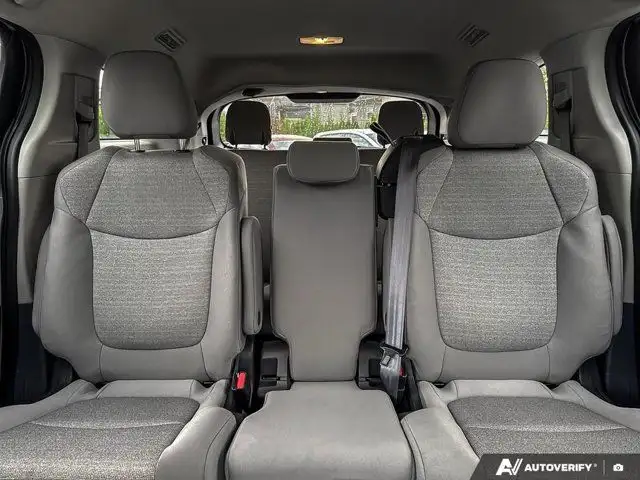 2022 Toyota Sienna LE | Cross-Traffic Alert | Heated Seats in Cars & Trucks in Tricities/Pitt/Maple - Image 14