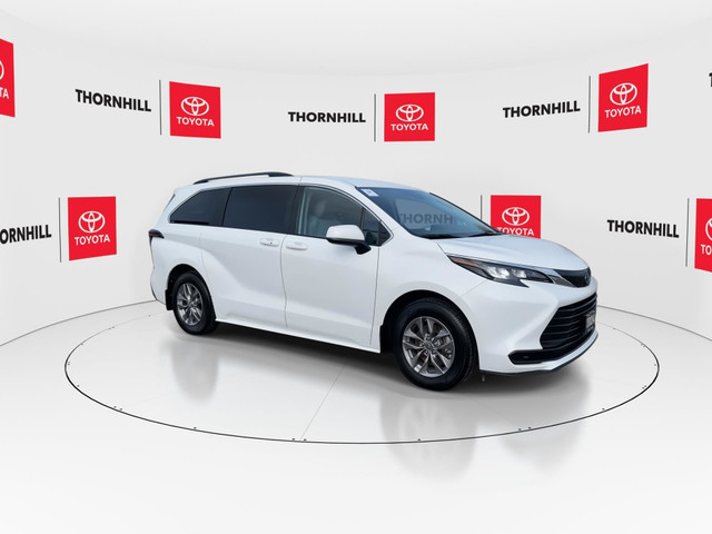 2024 Toyota Sienna LE 8-Passenger NEW ALIGNMENT,NEW OIL CHANG... in Cars & Trucks in City of Toronto - Image 3