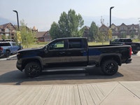 AMVIC Licensed Dealer Location: Wolfe Chevrolet GMC Buick Canmore 2026 Chevrolet Silverado 3500HD LT... (image 4)