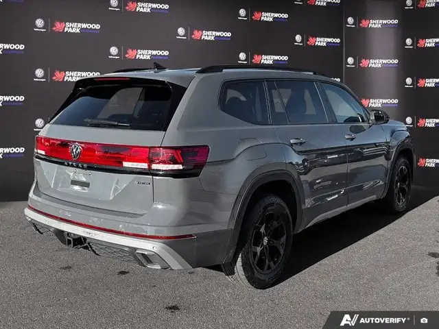 2024 Volkswagen Atlas Peak Edition | VW CERTIFIED | LEATHER in Cars & Trucks in Edmonton - Image 7