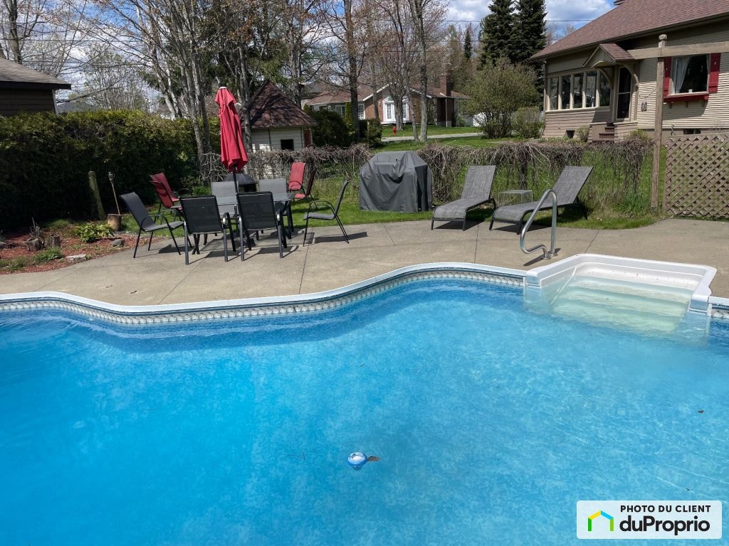 $665,000 - 1 1/2 Storey for sale in Magog — photo 2