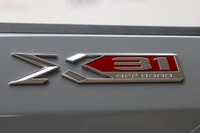 Treat yourself to the features you deserve in the well optioned, locally owned & serviced 2024 GMC S... (image 9)