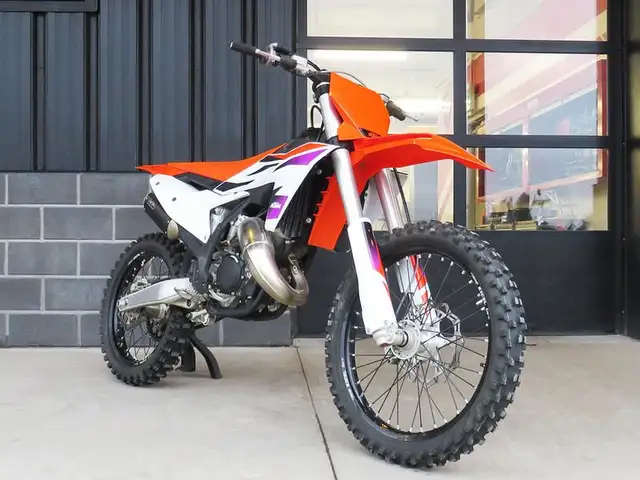 2024 KTM 125 SX in Dirt Bikes & Motocross in Cambridge - Image 2