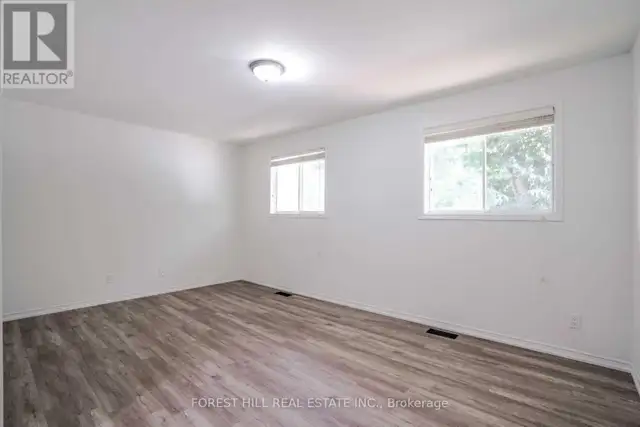 UPPER - 18 SHANNON STREET Orillia, Ontario in Long Term Rentals in Barrie - Image 8