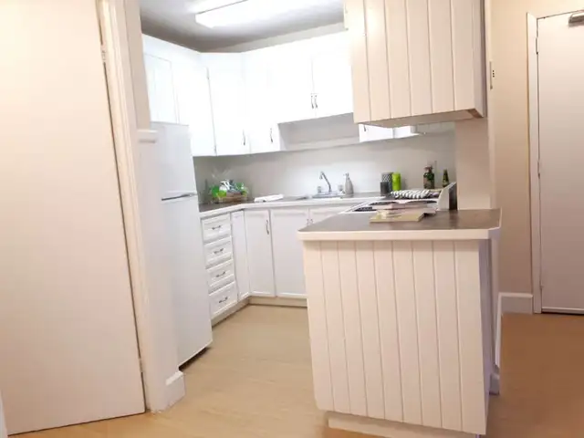 MILLIDGEVILLE// 2 BDRM// $1255. // AVAILABLE JANUARY 15