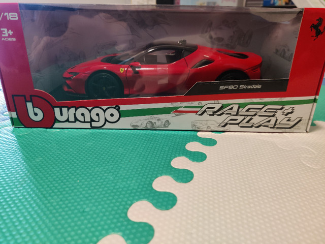 1/18 Bburago Ferraris in Toys & Games in Edmonton - Image 2