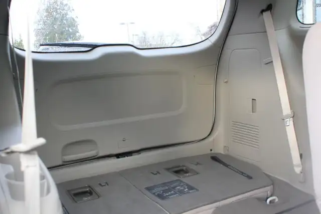 2019 KIA Sedona LX+ FWD for sale in Cars & Trucks in Comox / Courtenay / Cumberland - Image 15