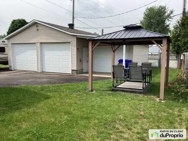 $574,900 - Bungalow for sale in Gatineau (Buckingham) in Houses for Sale in Gatineau - Image 5