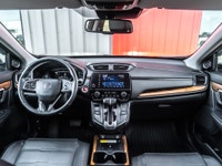 Carget Supercentre is proud to present this 2020 Honda CR-V Touring EXTERIOR: MODERN STEEL INTERIOR:... (image 8)
