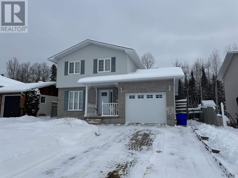 271 Lois CRES Timmins, Ontario Houses for Sale Timmins Kijiji