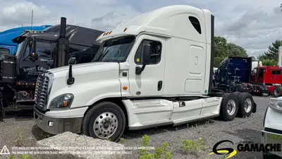 Heavy truck / Camion lourd - # STOCK: C-905013 2016 FREIGHTLINER CASCADIA CA125SLP CAMION CONVENTION...