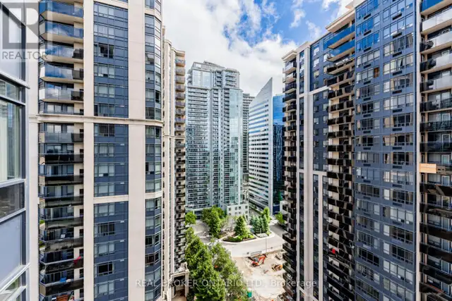 2011 - 153 BEECROFT ROAD Toronto (Lansing-Westgate), Ontario in Long Term Rentals in City of Toronto - Image 21