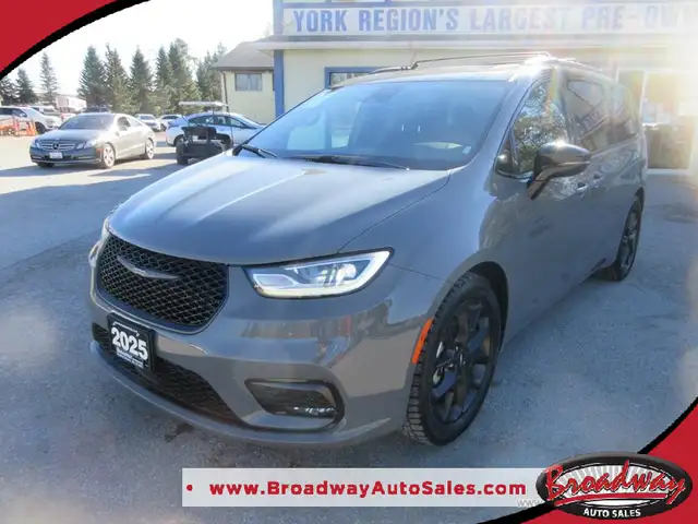 2025 Chrysler Pacifica FAMILY-MOVING LIMITED-EDITION 7 PASSENGER