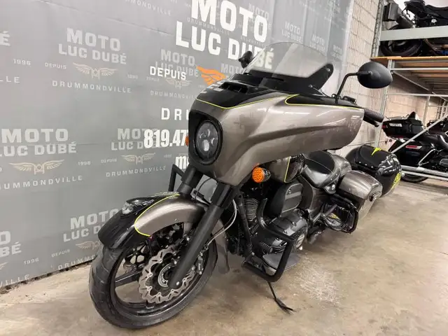 2019 Indian Motorcycles Chieftain in Street, Cruisers & Choppers in Drummondville - Image 9
