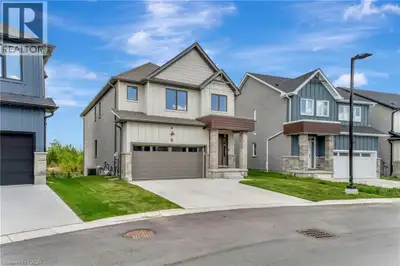 STUNNING FAMILY HOME ON A PREMIUM LOT WITH WALK-OUT BASEMENT! Welcome to 32 Faith St Unit 6—offering...
