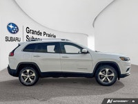 Vehicle Highlights Sunroof Keyless Entry Apple CarPlay Conquer your daily commute and weekend advent... (image 6)