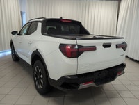 Built to handle daily life with more flexibility than a typical SUV, this 2025 Hyundai Santa Cruz Pr... (image 5)