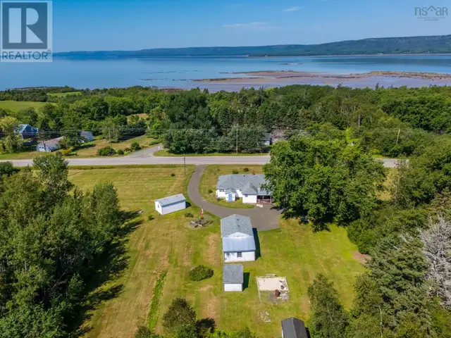 2252 Highway 1 Upper Clements, Nova Scotia in Houses for Sale in Annapolis Valley - Image 10