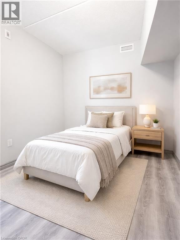 275 LARCH Street Unit# F212 Waterloo, Ontario 4