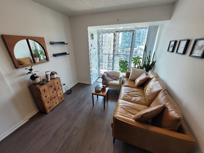Great 2 Bedroom condo in heart of Queen West for lease Long Term Rentals City of Toronto