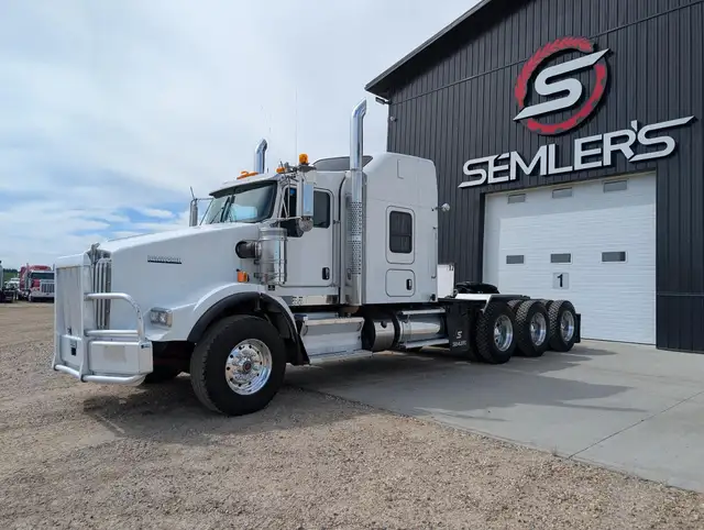 2019 KENWORTH T800 in Heavy Trucks in Saskatoon - Image 2