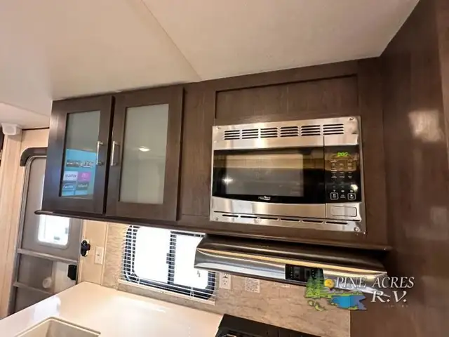 2019 Forest River RV Salem 32BHDS Bunk Room & 2 Slides in Travel Trailers & Campers in Moncton - Image 25
