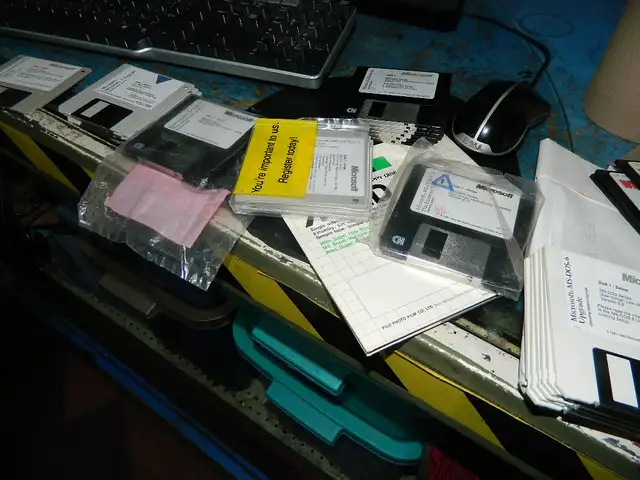 Vintage computer parts in Desktop Computers in Kingston - Image 6