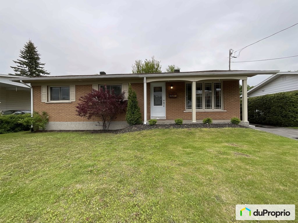 $524,500 - Bungalow for sale in Granby — photo 2