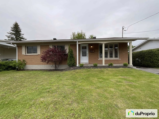 $524,500 - Bungalow for sale in Granby — photo 2