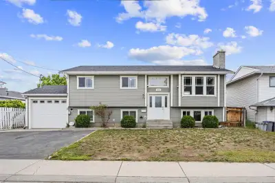 Wonderful location near the new Parkcrest School, walking distance to Brock Recreation Centre (swimm...