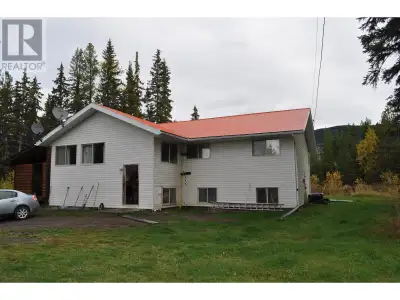 Here's a good solid 3bdrrn / 1.5 bath family home on 9.44 acres at a very affordable price. Out buil...