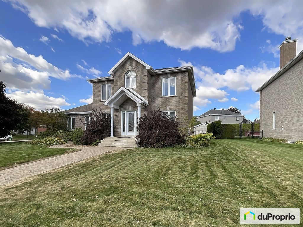$895,000 - 2 Storey for sale in L'Ancienne-Lorette — photo 2