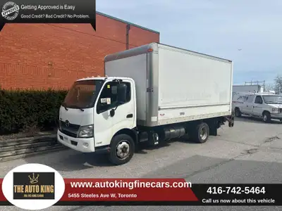 GOOD CREDIT, BAD CREDIT WE CAN HELP!!! PRICED AT $34,979 ACCIDENT FREE!!! WITH FULL SERVICE RECORDS!...