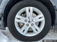 KBB.com Brand Image Awards. This Dodge Grand Caravan delivers a Regular Unleaded V-6 3.6 L/220 engin... (image 9)