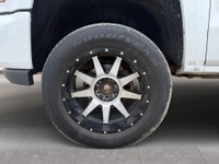 2018 Chevrolet Silverado K1500 Custom Rugged, dependable, and built to handle whatever the day bring... (image 7)