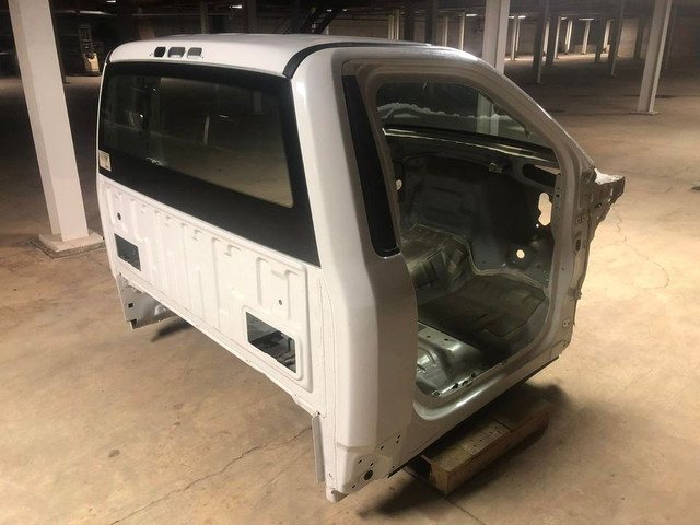 2022 Superduty cabs in Auto Body Parts in Owen Sound - Image 2