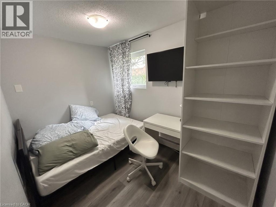 303 KING Street N Unit# 4 Waterloo, Ontario 5