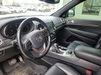 Command the road in this stunning 2020 Jeep Grand Cherokee Limited X, boasting a Slate Blue Pearl ex... (image 3)