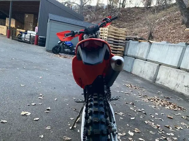 2025 KTM XC 250 W in Dirt Bikes & Motocross in Calgary - Image 18